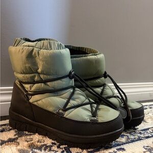 2/$75💥- BOOTS | Women’s 3M Thinsulate boots size 8